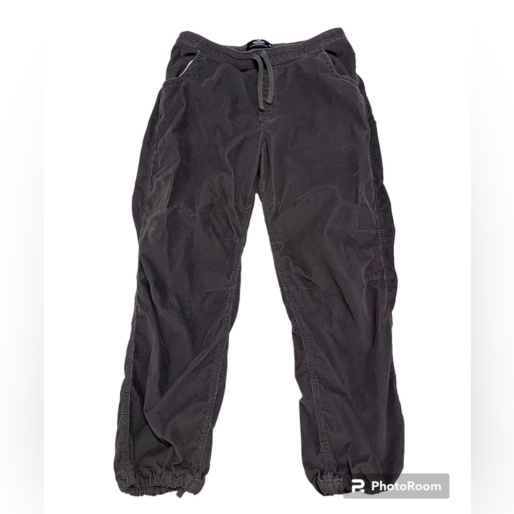 Hollister adjustable parachute pants🎀